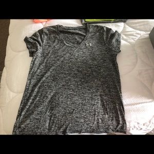 Under armour tee!